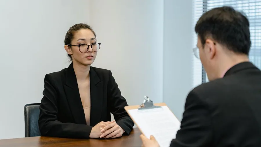 면접에서 5분이면 확인되는 것들 — 실수령·대기시간·공제 항목